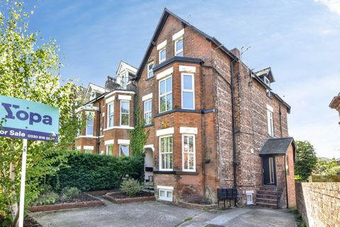 Lapwing Lane, Manchester M20