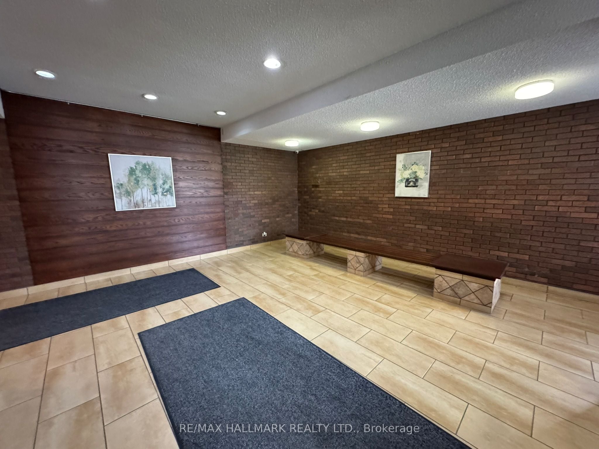 Additional image 3 of 212-10 Sunrise Avenue, Toronto, ON, M4A 2R1