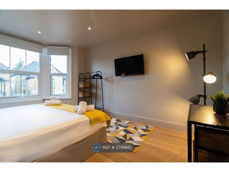 Additional image 18 of 3 bed flat to rentPriory Road, High Wycombe HP13