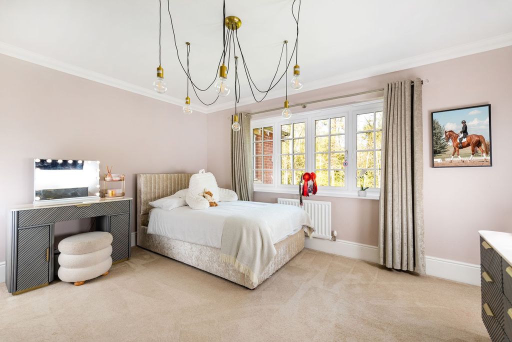 Additional image 29 of 6 bed detached house for saleEarls Farm Way, Towcester NN12