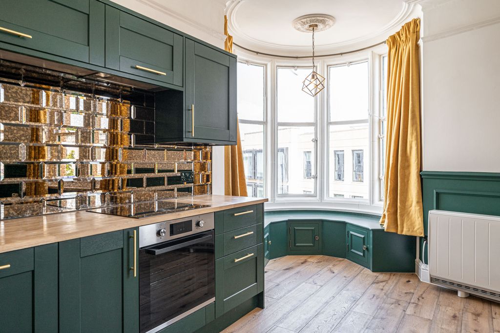 Additional image 7 of 1 bed flat to rentCambray Place, Cheltenham GL50