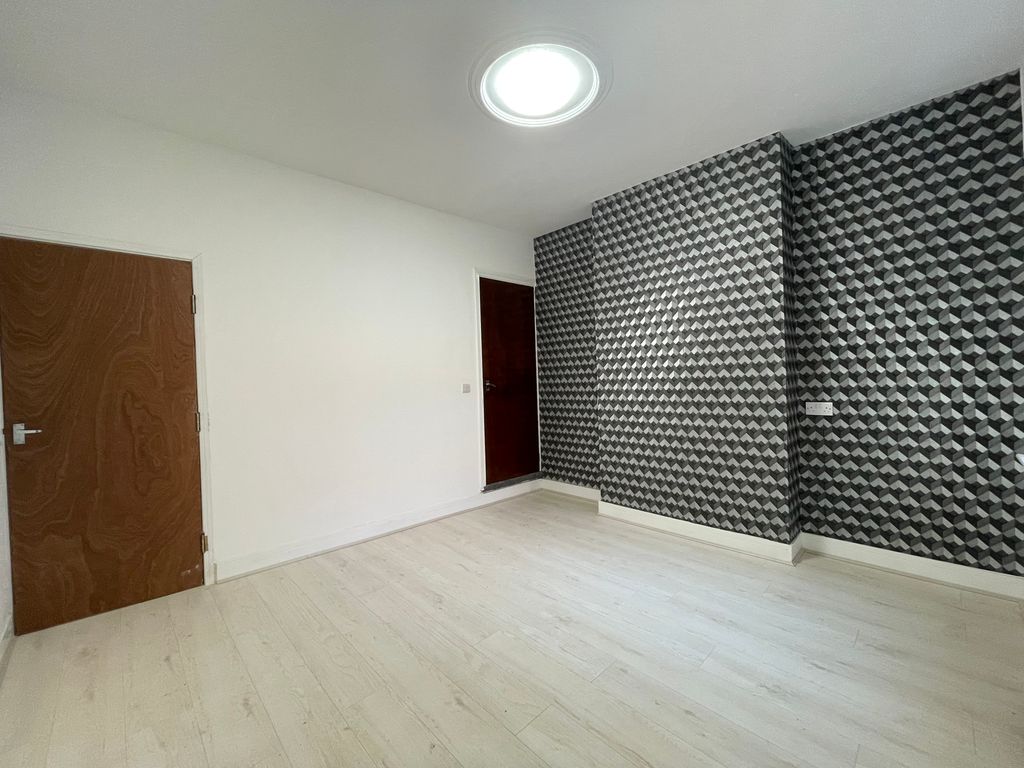 Additional image 3 of 4 bed terraced house to rentTyrrell Street, Leicester LE3