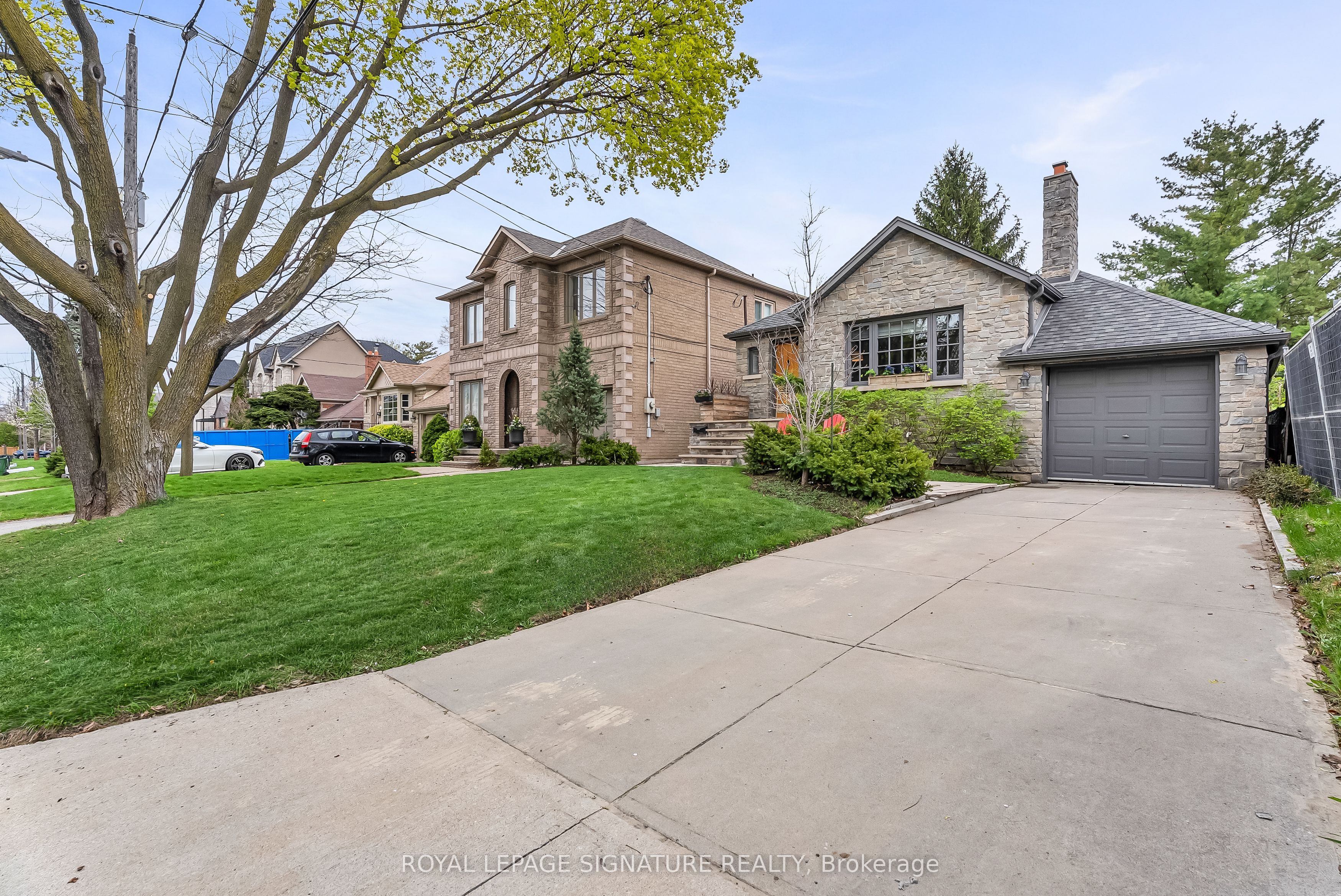 31 Burncrest Drive, Toronto, ON, M5M 2Z2 photo 3