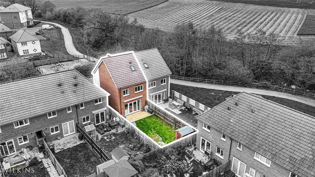 Additional image 22 of 4 bed semi-detached house for saleEllastone Way, Amington, Tamworth, Staffordshire B77