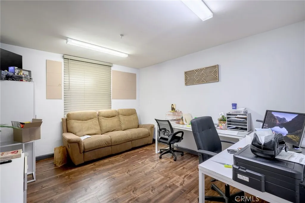 Additional image 10 of 3210 N San Fernando Blvd, Burbank, CA 91504