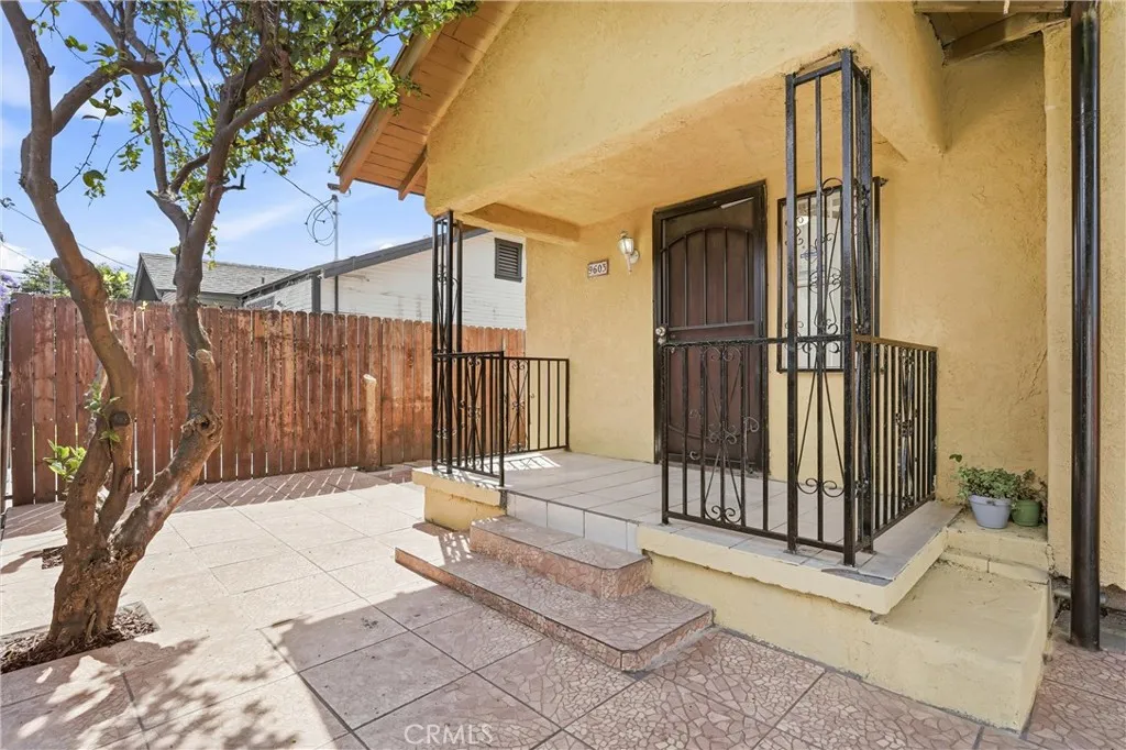 Additional image 2 of 9603 Holmes Avenue, Los Angeles, CA 90002