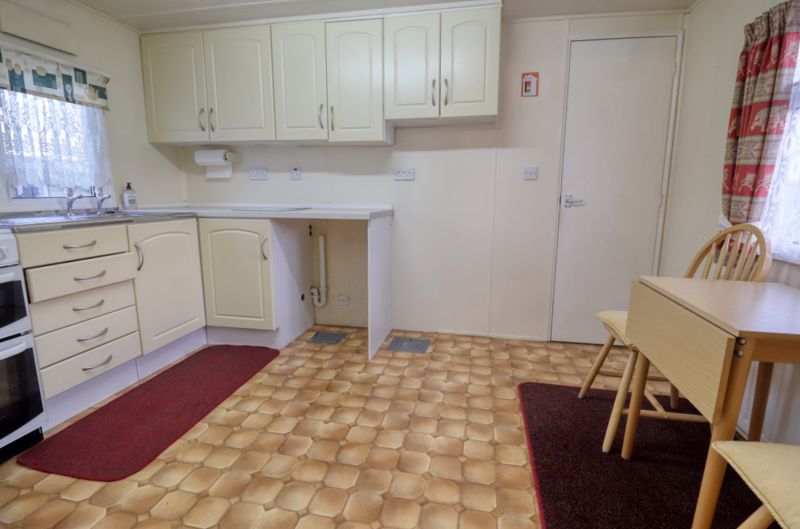 Additional image 6 of 2 bed mobile/park home for saleAcacia Avenue, Scunthorpe DN15