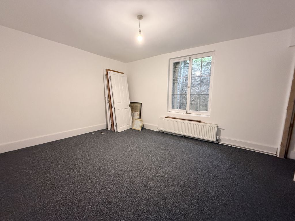 Additional image 7 of 4 bed terraced house to rentWest Hill Place, Brighton BN1