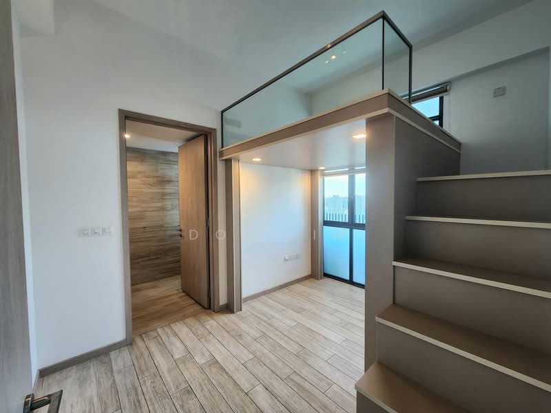 6 Gateway Drive photo 3