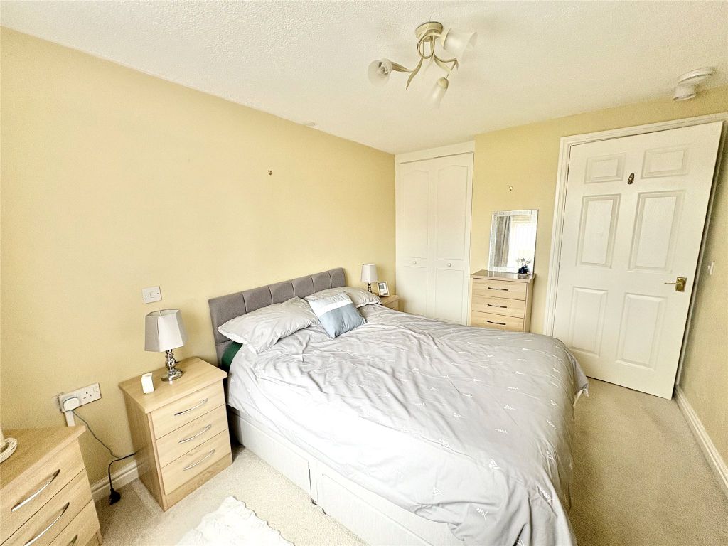 Additional image 8 of 1 bed flat for saleHinderton Road, Neston, Cheshire CH64