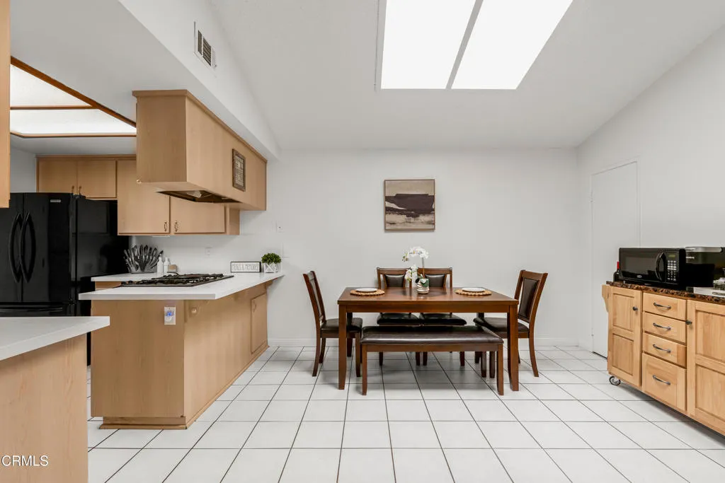 Additional image 50 of 220 Elizabeth Court, Santa Paula, CA 93060