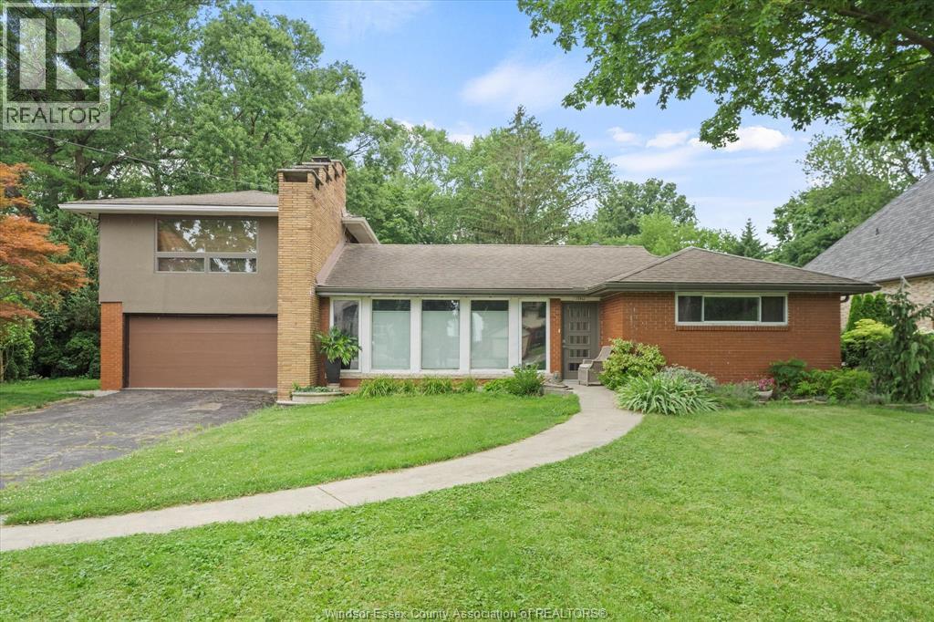13961 Riverside Drive, Tecumseh, ON, N8N1B7