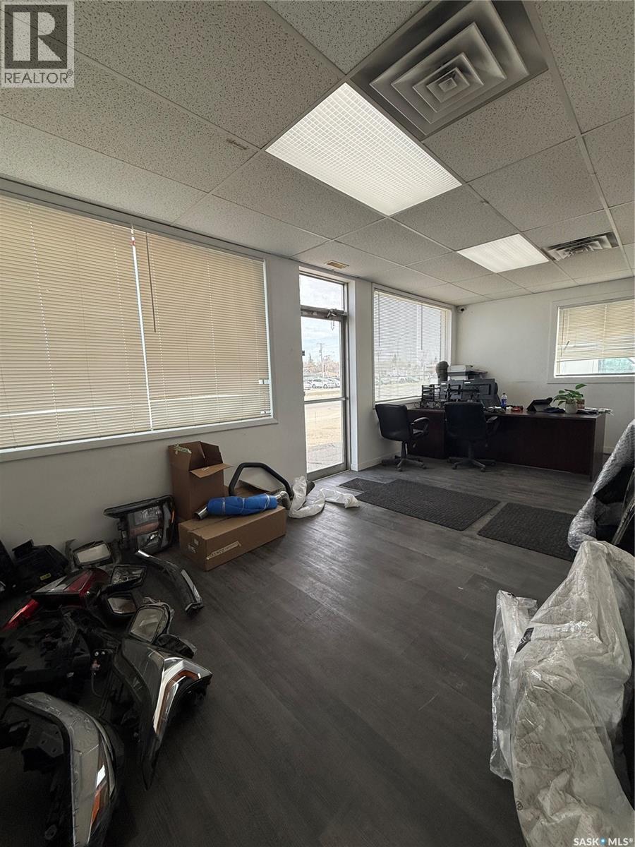 Additional image 6 of 1550 Park Street, Regina, SK, S4N2G1