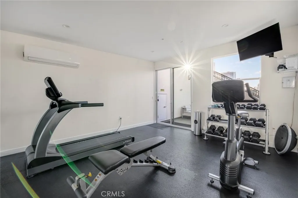 Additional image 52 of 939 S Broadway #1001, Los Angeles, CA 90015