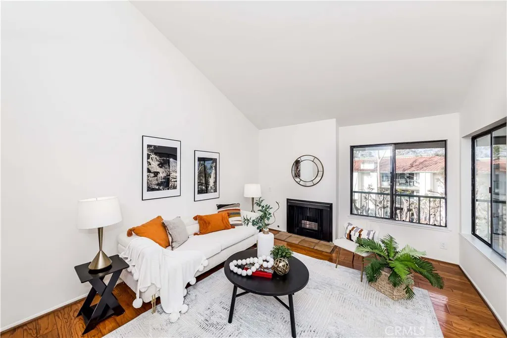 Additional image 16 of 2301 Apricot Dr, Irvine, CA 92618
