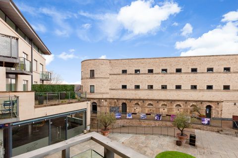 Oxford Castle, New Road OX1