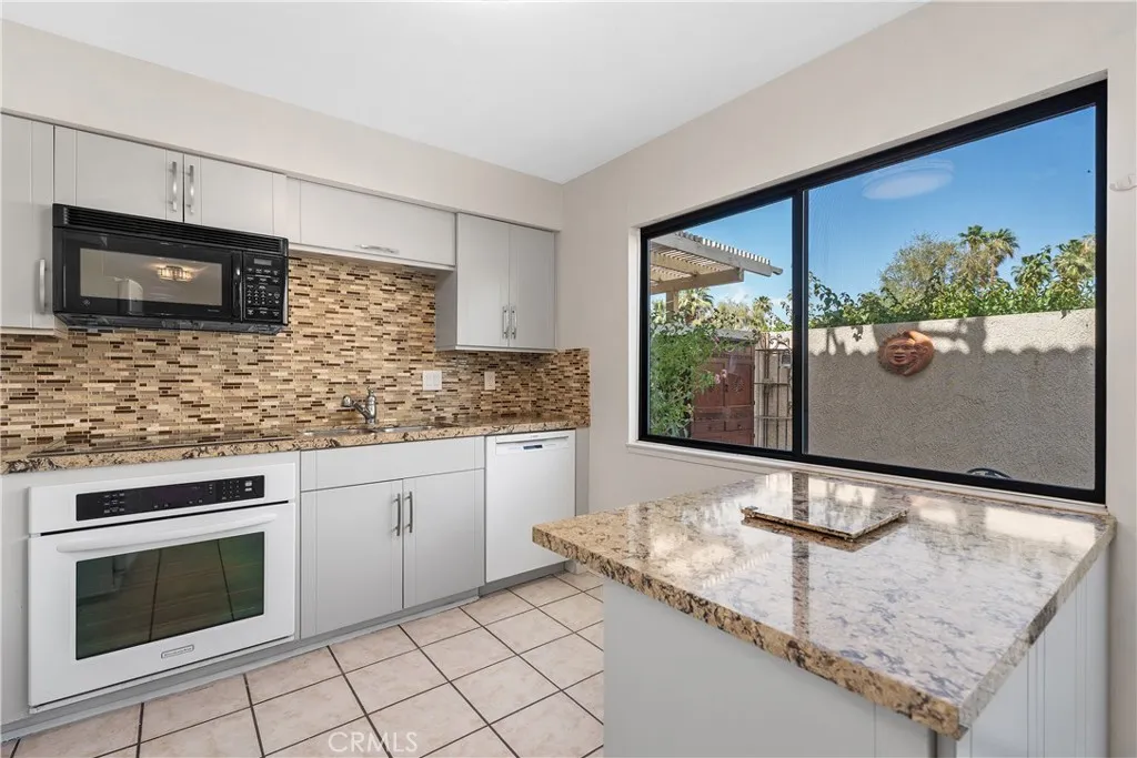 Additional image 36 of 2010 Lawrence Crossley Rd, Palm Springs, CA 92264