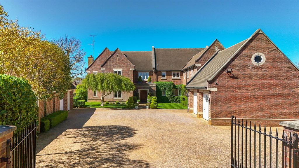 8 bed detached house for saleSheldons Lane, Walgrave, Northampton NN6
