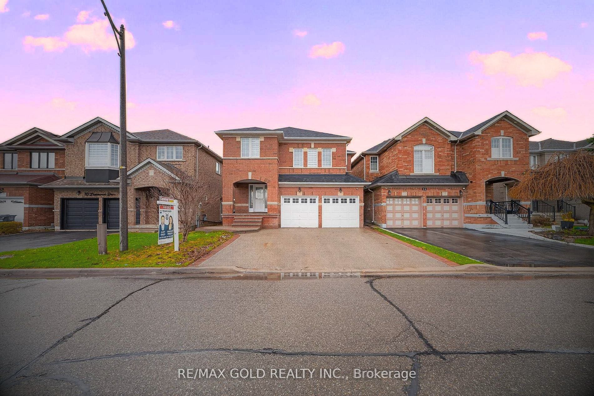 12 Linderwood Drive, Brampton, ON, L7A 1R7