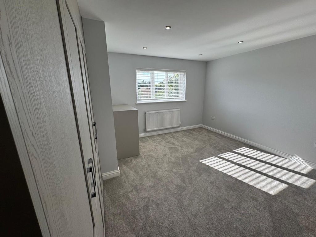 Additional image 28 of 5 bed property to rentIslawen Meadows, Pencoed, Pencoed CF35