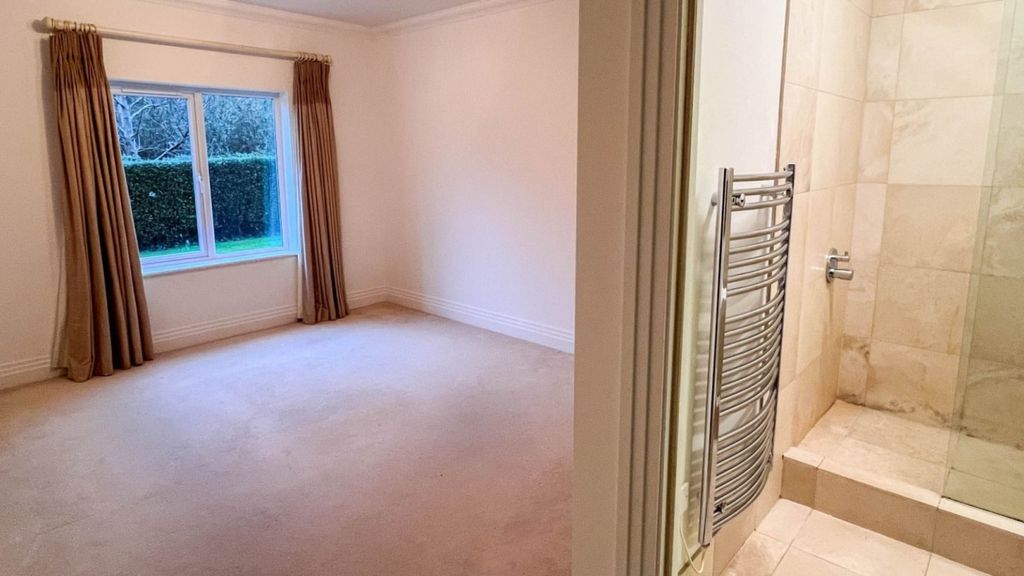 Additional image 7 of 2 bed flat to rentApt. 7 The Pavilions, Fairway Drive, Ramsey IM8