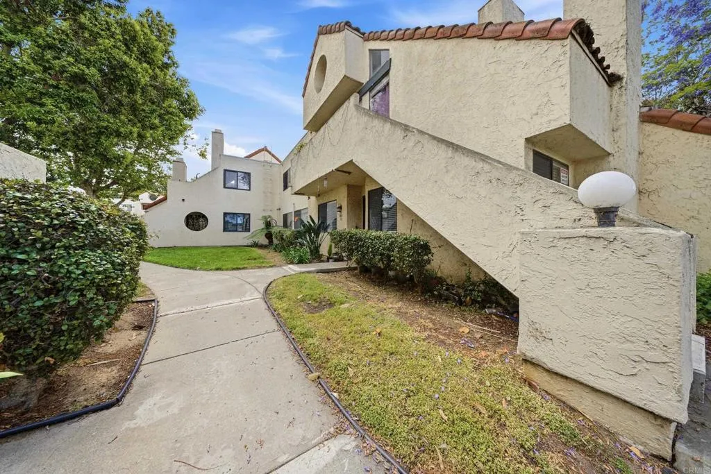 Additional image 4 of 341 N Melrose Drive Unit E, Vista, CA 92083