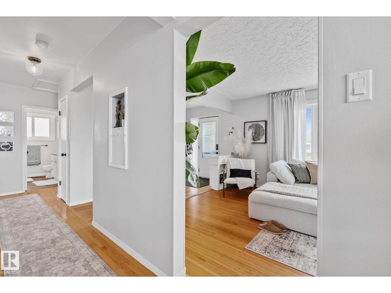 Additional image 6 of 13516 104a Street NW, Edmonton, AB, T5E4R2