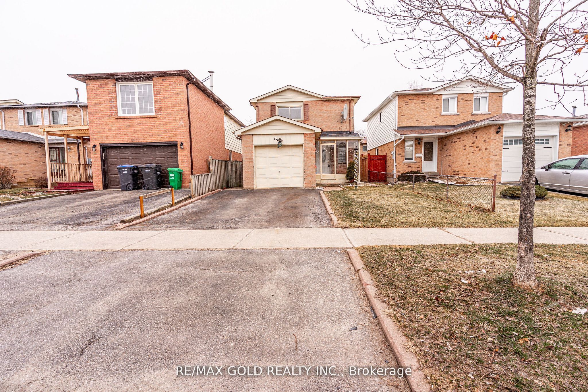 13 Martindale Crescent, Brampton, ON, L6X 2V7 photo 3