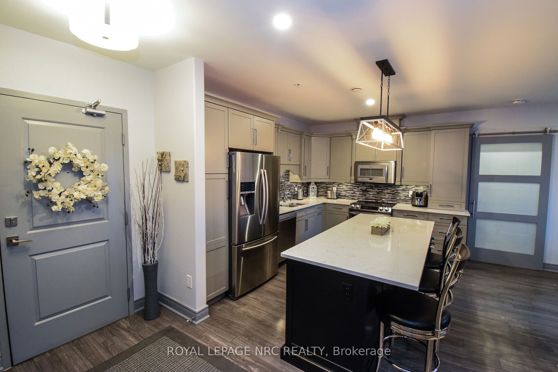 Additional image 6 of 305-379 Scott Street, St. Catharines, ON, L2M 3W2