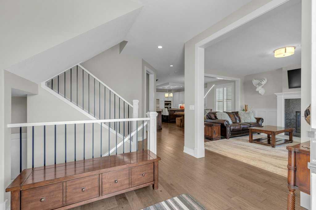 Additional image 3 of 6 Cooperstown Court SW, Airdrie, AB, T4B2C5