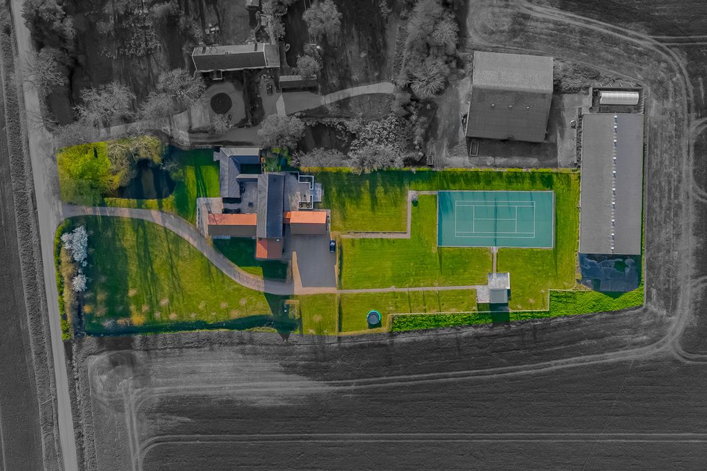 Additional image 39 of 6 bed barn conversion for saleBedfield Road, Woodbridge IP13