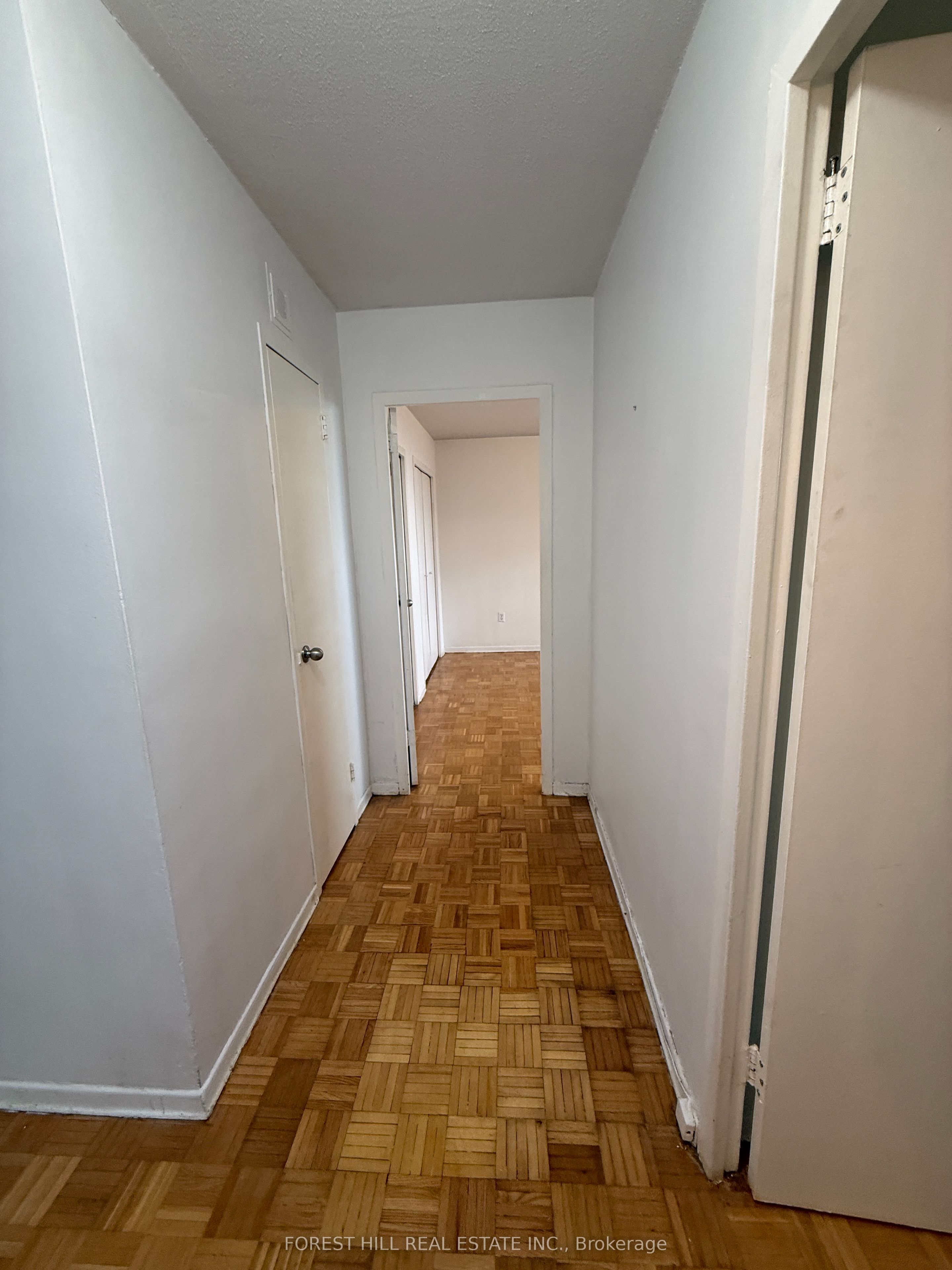 Additional image 6 of 902-161 Oakwood Avenue, Toronto, ON, M6E 2V2