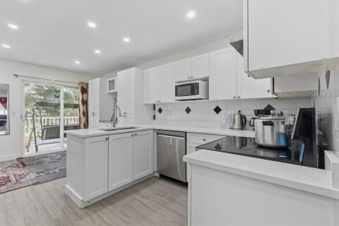 Additional image 7 of 12-12110 75a Avenue, Surrey, BC, V3W 1M1