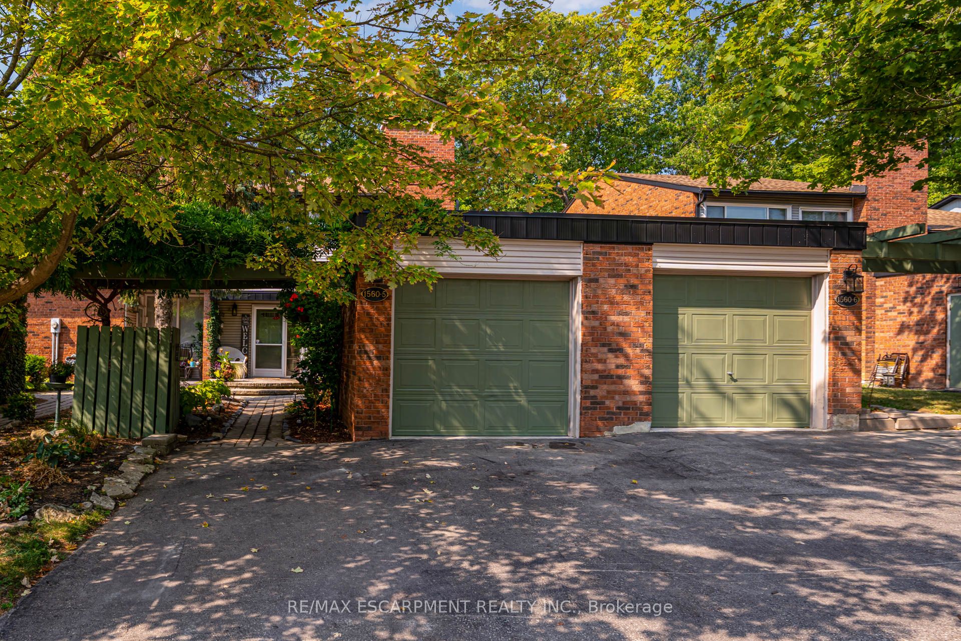 5-1560 Kerns Road, Burlington, ON, L7P 3A7