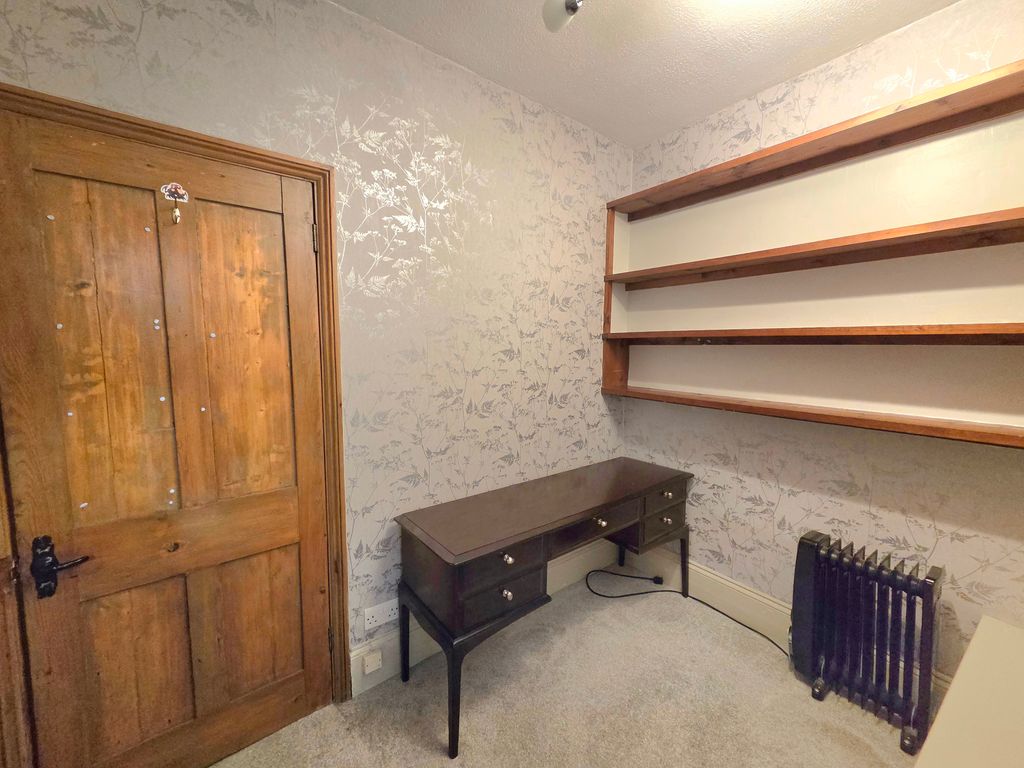 Additional image 9 of 2 bed maisonette to rentLower Market Street, Penryn TR10