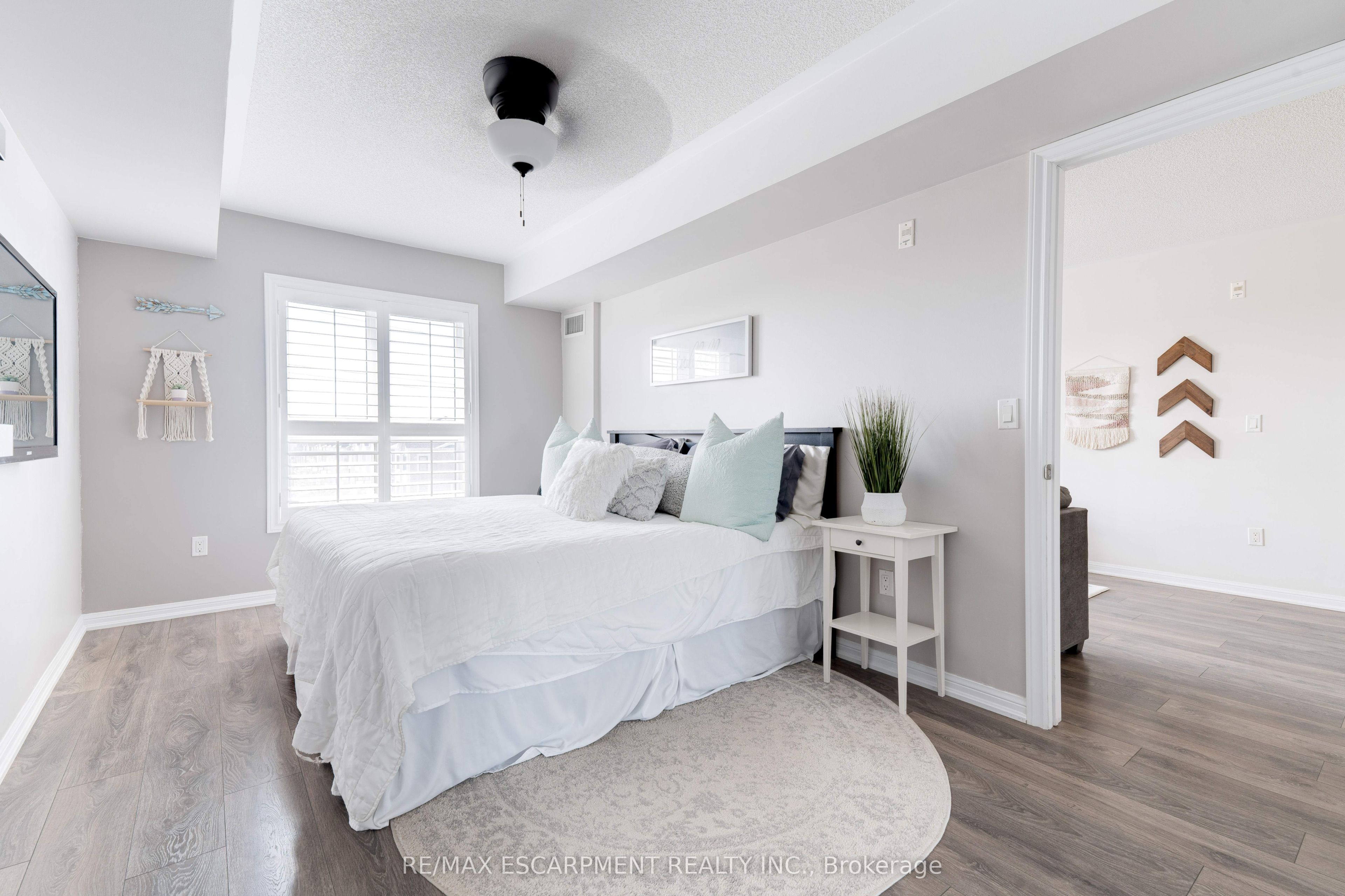 Additional image 2 of 406-1045 Nadalin Heights, Milton, ON, L9T 8R5