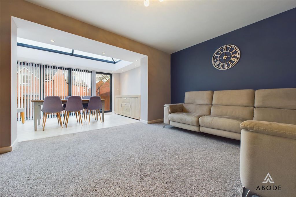 Additional image 3 of 4 bed semi-detached house to rentMerton Drive, Derby DE22