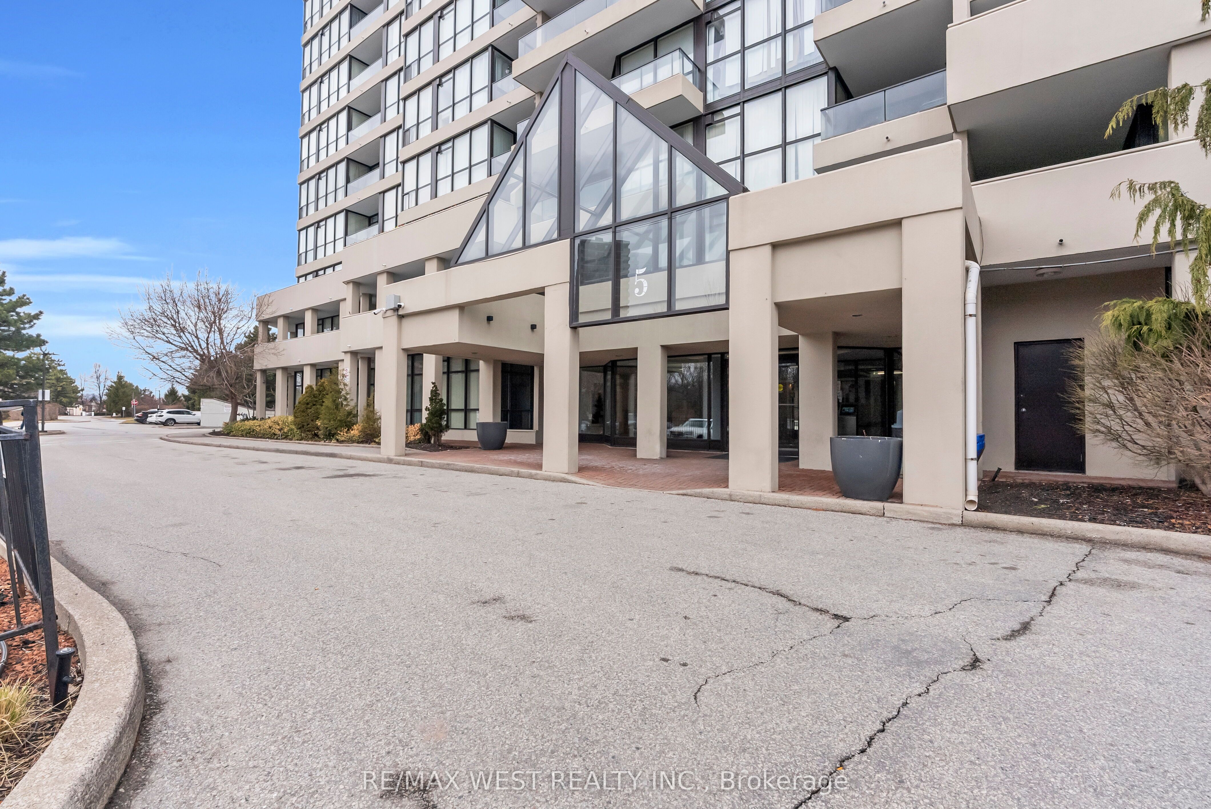 Additional image 4 of 1403-5 Rowntree Road, Toronto, ON, M9V 5G9