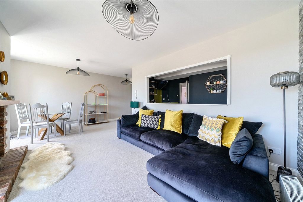 Additional image 5 of 2 bed flat to rentOld Mill Close, St Leonards, Exeter EX2