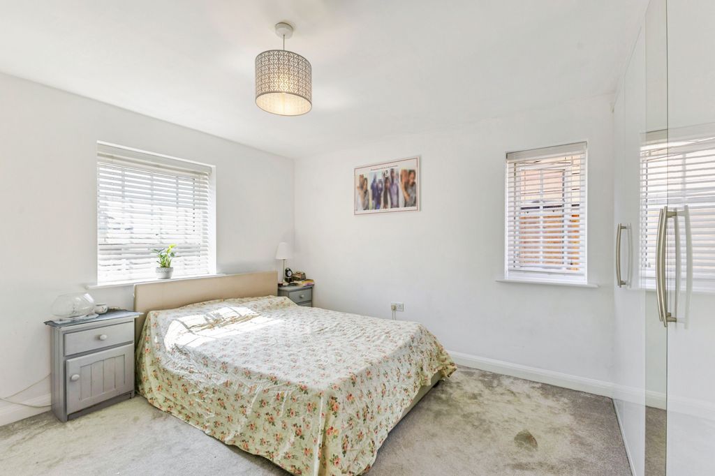 Additional image 11 of 4 bed detached house for saleMonteyne Close, Northampton NN6
