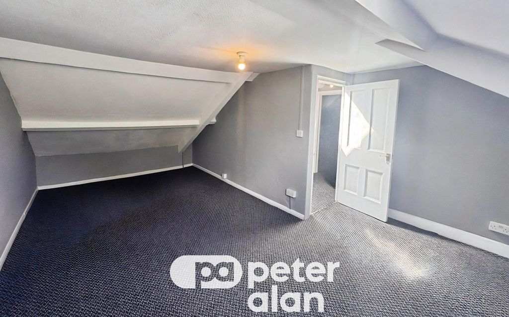 Additional image 2 of 1 bed flat to rentChurch Street, Merthyr Tydfil CF47