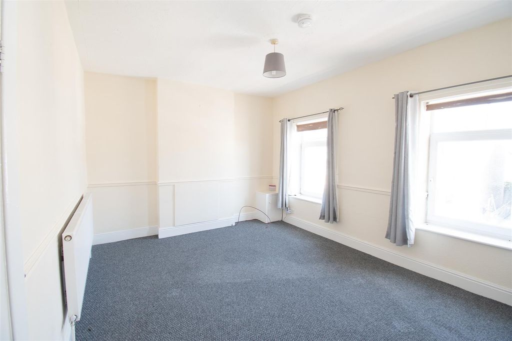 Additional image 2 of 2 bed flat to rentNewland Street, Barry CF62