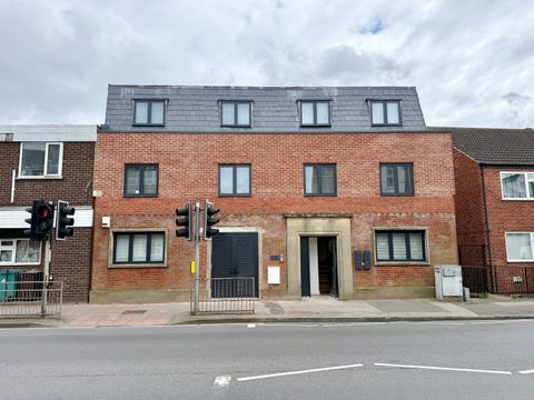 Woodborough Road, Nottingham NG3