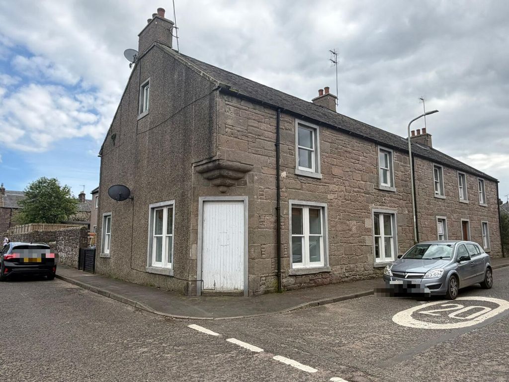 2 bed flat to rentCastle Street, Newtyle, Blairgowrie PH12