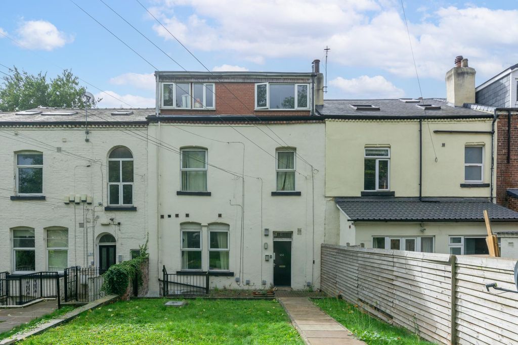 Additional image 9 of 1 bed terraced house to rentVinery Road, Leeds LS4