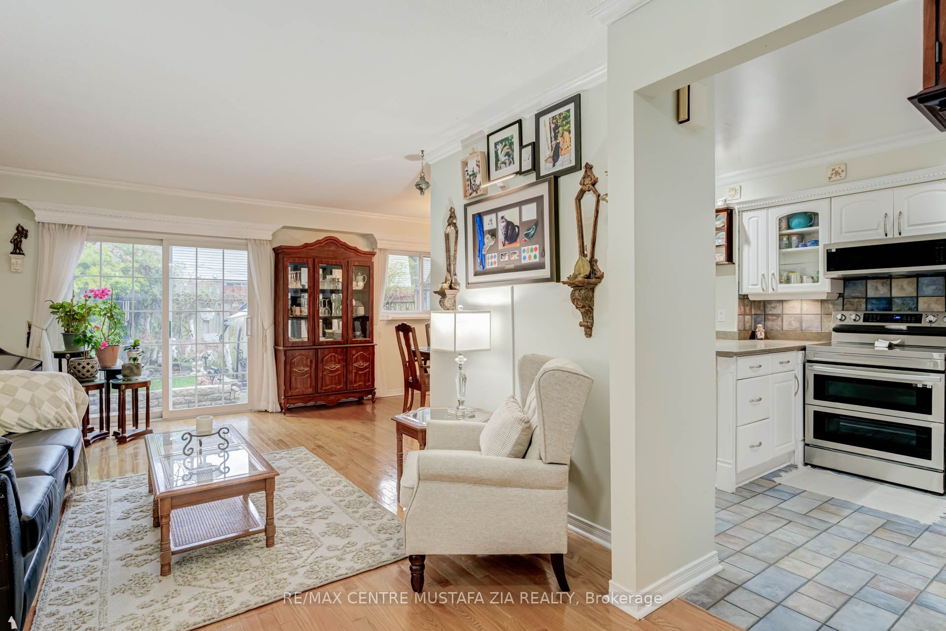 Additional image 6 of 100-2440 Bromsgrove Road, Mississauga, ON, L5J 4J7