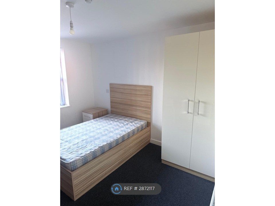 Additional image 19 of 9 bed flat to rentWellingborough Road, Northampton NN1
