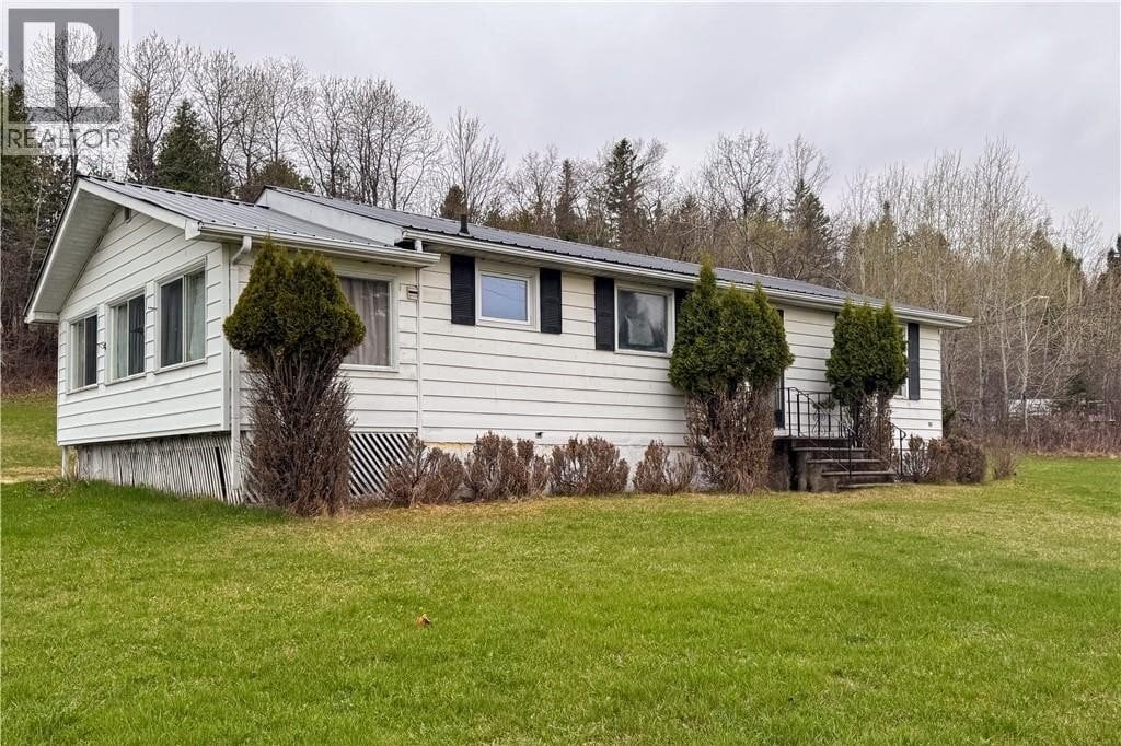 Additional image 7 of 205 Houlton Street, Woodstock, NB, E7M4L7