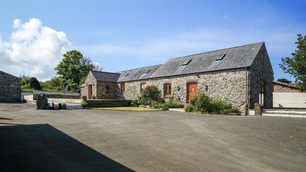 4 bed cottage to rentLlanwnda, Goodwick SA64