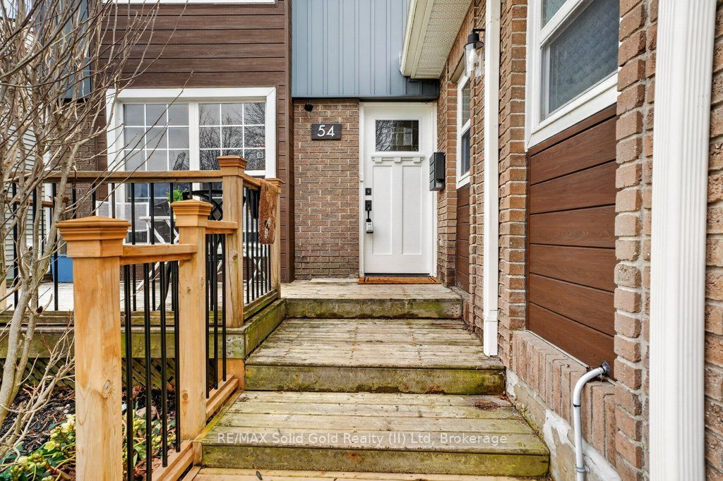 Additional image 3 of 54 Deerwood Crescent, Kitchener, ON, N2N 1R3